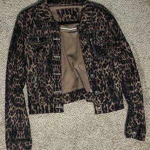 Cowgirl Tuff Leopard Print Jean Jacket